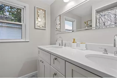 33 Belmont Avenue, East Providence, RI 02914 - Photo 13