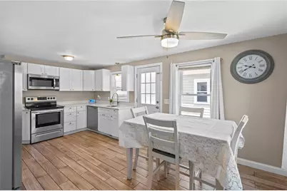 33 Belmont Avenue, East Providence, RI 02914 - Photo 5