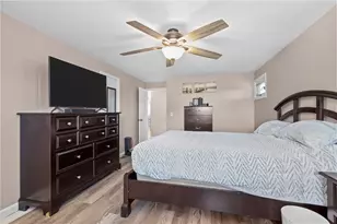 33 Belmont Ave, East Providence, RI 02914 - Photo 15