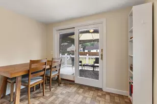 64 Guilford Dr, Warwick, RI 02886 - Photo 15