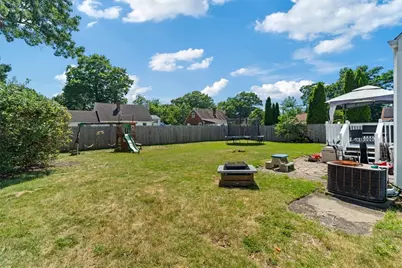 64 Guilford Drive, Warwick, RI 02886 - Photo 25
