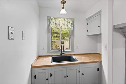 189 Danielson Pike, Scituate, RI 02857 - Photo 7