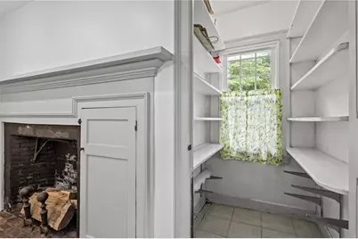 189 Danielson Pike, Scituate, RI 02857 - Photo 9