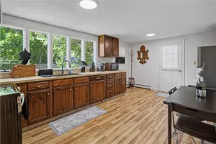 137 Kingstown Rd, Narragansett, RI 02882 - Photo 3