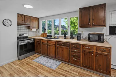 137 Kingstown Road, Narragansett, RI 02882 - Photo 5