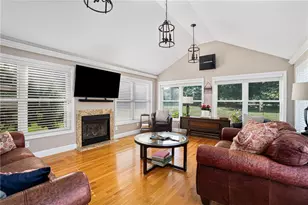 165 Garden City Dr, Cranston, RI 02920 - Photo 27