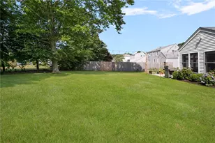 165 Garden City Dr, Cranston, RI 02920 - Photo 5