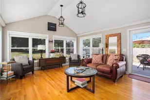 165 Garden City Dr, Cranston, RI 02920 - Photo 27