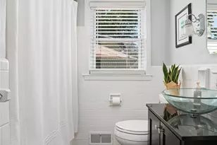 165 Garden City Dr, Cranston, RI 02920 - Photo 25