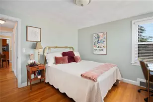 165 Garden City Dr, Cranston, RI 02920 - Photo 17