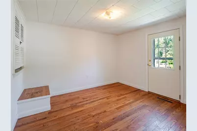 657 Danielson Pike, Scituate, RI 02857 - Photo 23