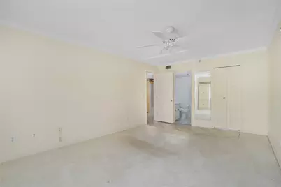 200 Hoffman Avenue #402, Cranston, RI 02920 - Photo 17
