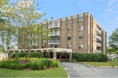 200 Hoffman Avenue #402, Cranston, RI 02920 - Photo 3