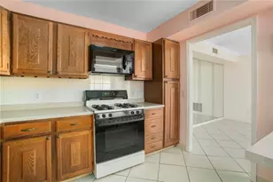 200 Hoffman Ave, Cranston, RI 02920 - Photo 15
