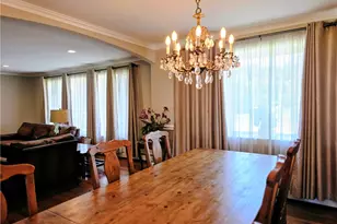 218 Oaklawn Ave, Cranston, RI 02920 - Photo 9