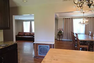 218 Oaklawn Ave, Cranston, RI 02920 - Photo 11