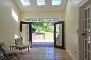 218 Oaklawn Ave, Cranston, RI 02920 - Photo 19