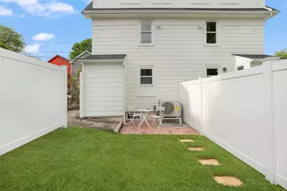 54 Grand View Street, Providence, RI 02906 - Photo 5