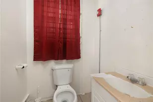 559 Branch Ave, Providence, RI 02904 - Photo 13