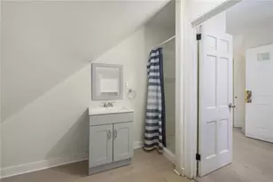559 Branch Ave, Providence, RI 02904 - Photo 35