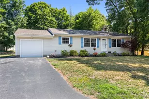8 Gadoury Ave, Coventry, RI 02816 - Photo 3