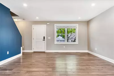 239 Mauran Avenue, East Providence, RI 02914 - Photo 11
