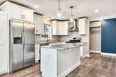 239 Mauran Avenue, East Providence, RI 02914 - Photo 5