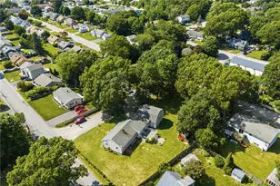 36 Holly Ln, Tiverton, RI 02878 - Photo 47