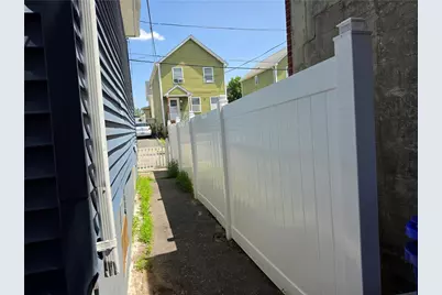25 Seabury Street, Providence, RI 02909 - Photo 5