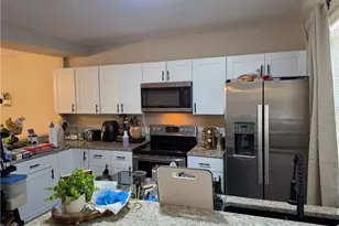 25 Seabury St, Providence, RI 02909 - Photo 9