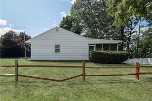 35 Williams St, Coventry, RI 02816 - Photo 15