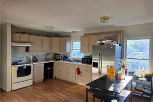28 Benedict St, Providence, RI 02907 - Photo 37