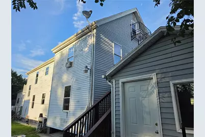 28 Benedict Street, Providence, RI 02907 - Photo 5