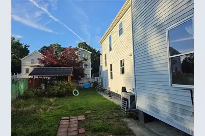 28 Benedict Street, Providence, RI 02907 - Photo 7