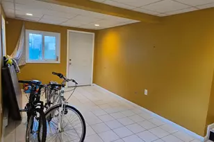 28 Benedict St, Providence, RI 02907 - Photo 21