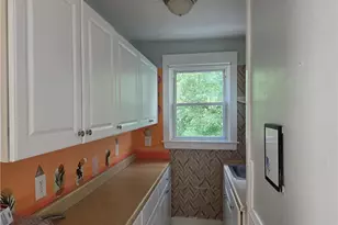 112 Bernon St, Providence, RI 02908 - Photo 9