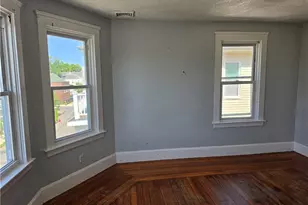 112 Bernon St, Providence, RI 02908 - Photo 15