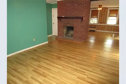 77 Main Street, North Smithfield, RI 02876 - Photo 9
