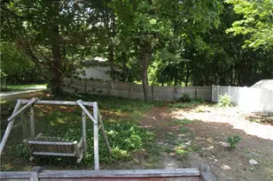 77 Main St, North Smithfield, RI 02876 - Photo 17