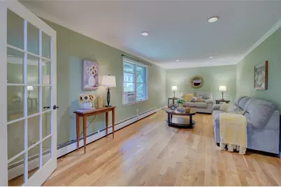 31 Edgewater Road, Narragansett, RI 02882 - Photo 23