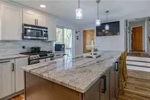 51 Orchard St, North Smithfield, RI 02896 - Photo 15