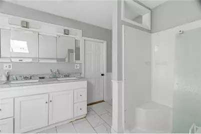 25 Hoppin Avenue, East Providence, RI 02915 - Photo 15