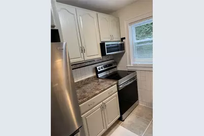 7 Whitwell Avenue, Newport, RI 02840 - Photo 7