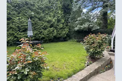 7 Whitwell Avenue, Newport, RI 02840 - Photo 3