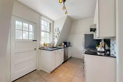 367 Benefit Street #7, Providence, RI 02903 - Photo 13
