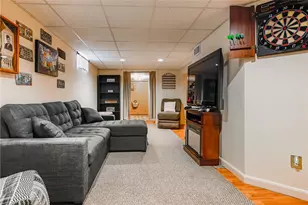 194 Vallette St, Cranston, RI 02920 - Photo 19