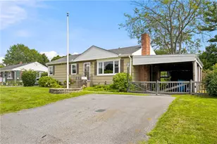 20 Wood Rd, Middletown, RI 02842 - Photo 3