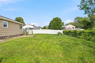 20 Wood Road, Middletown, RI 02842 - Photo 25
