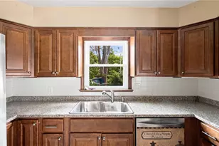 20 Wood Rd, Middletown, RI 02842 - Photo 9