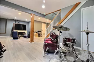 2 Overlook Dr, Hopkinton, RI 02804 - Photo 29